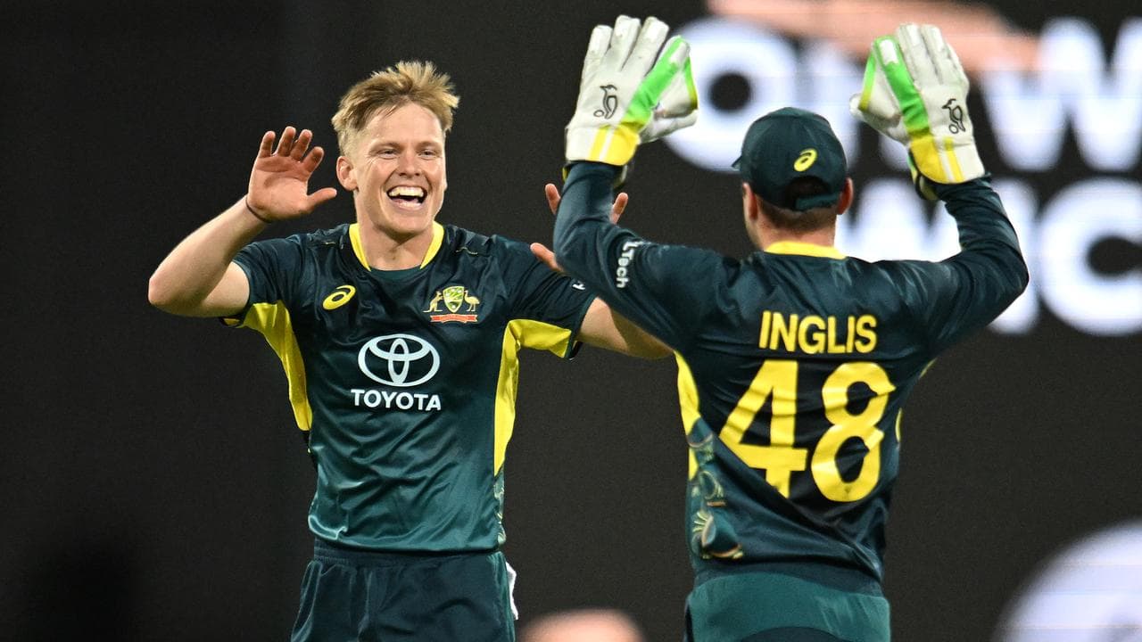 Nathan Ellis with Josh Inglis.