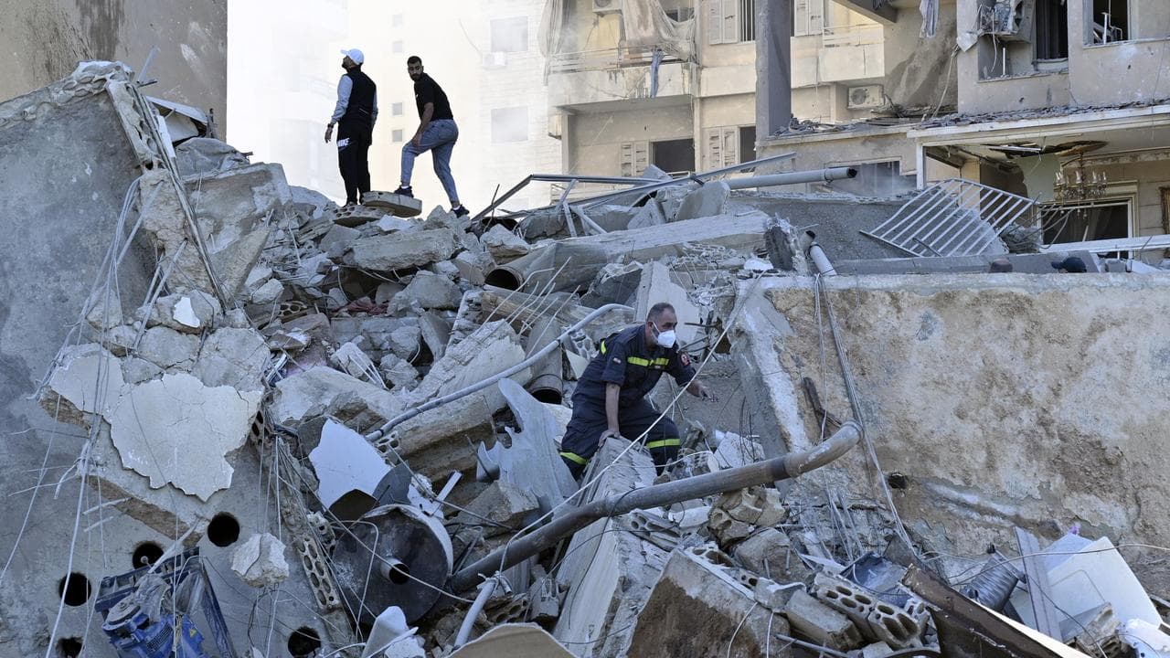 the site of an Israeli airstrike on Tayouneh, Beirut