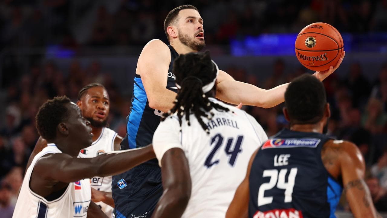 Melbourne United's Chris Goulding rises to the occasion.
