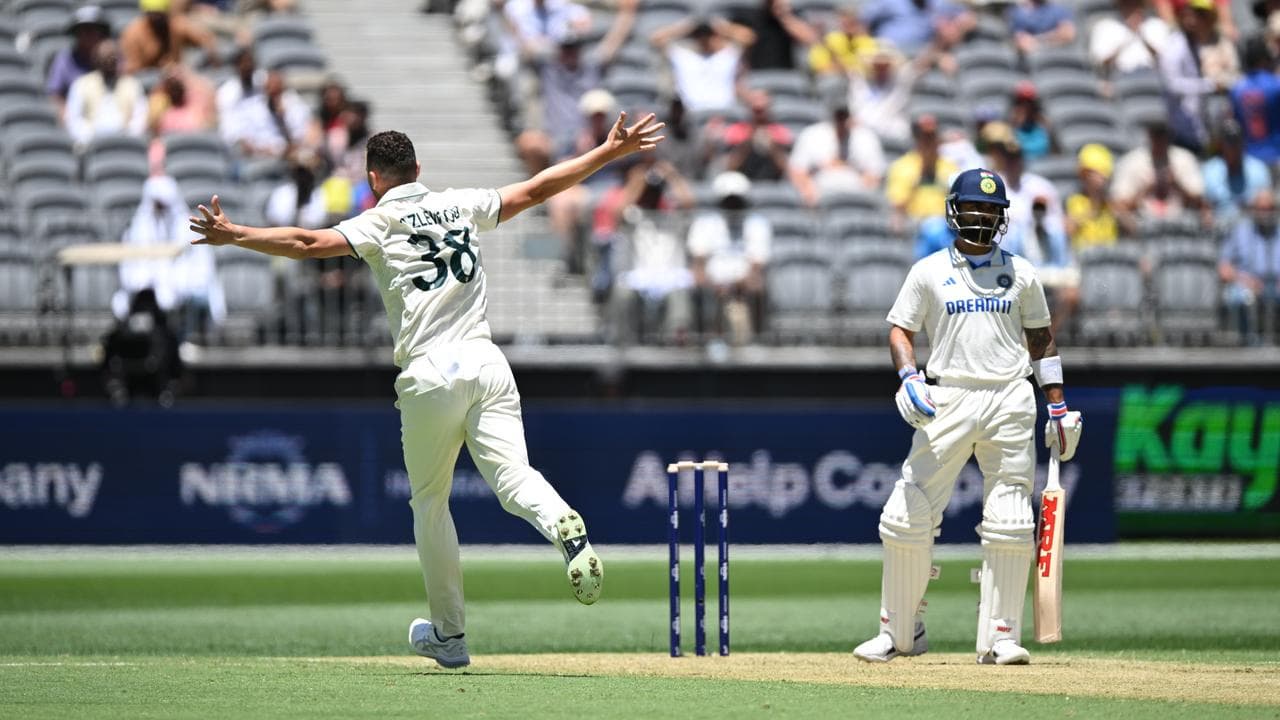 Josh Hazlewood dismisses Virat Kohli.