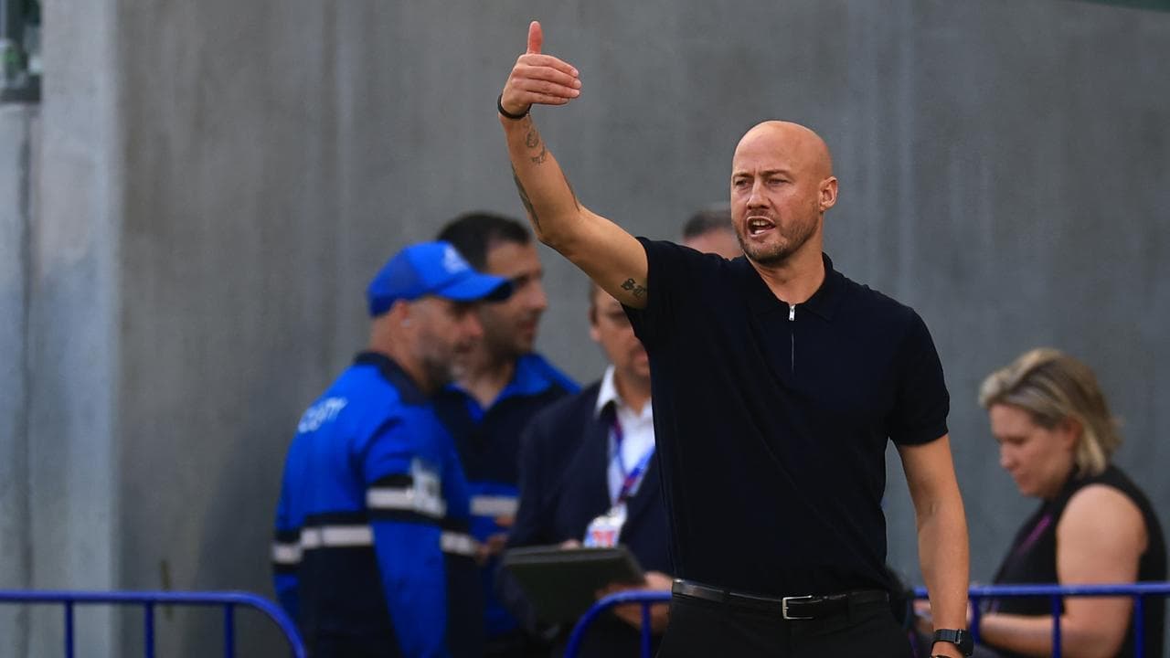 Roar coach Ruben Zadkovich.