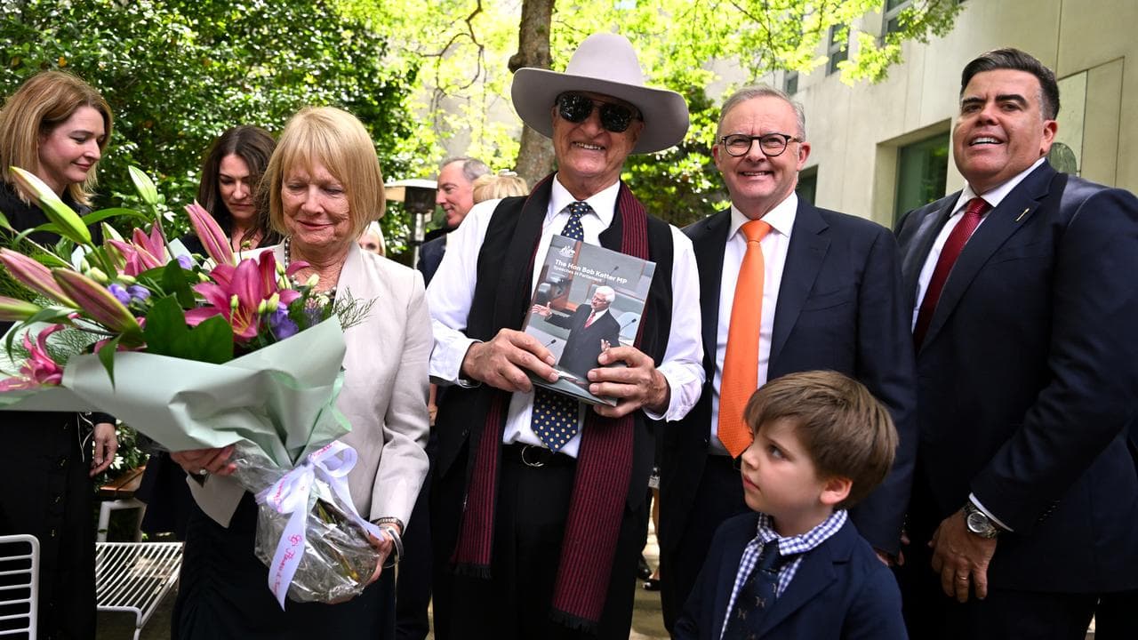 Bob Katter with Anthony Albanese