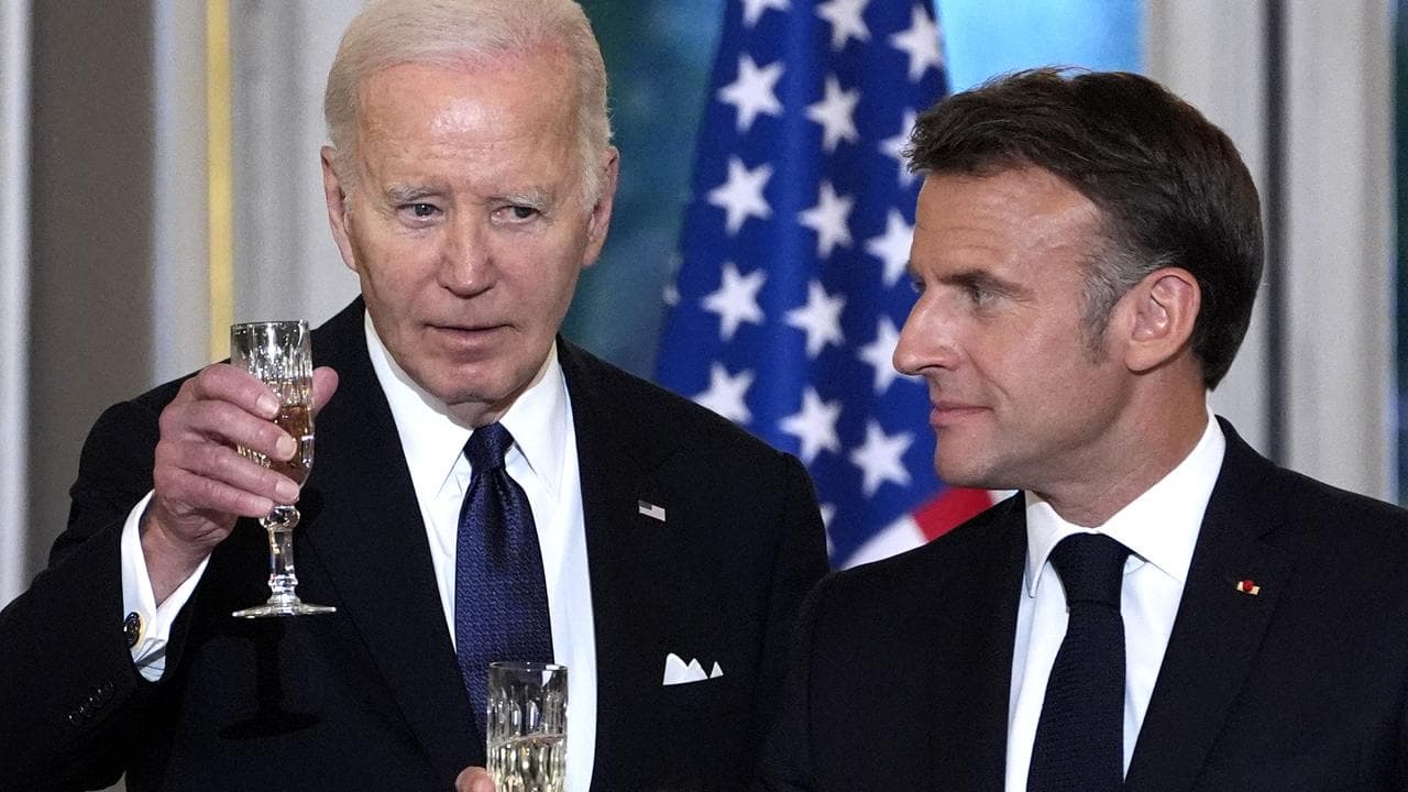 Joe Biden,Emmanuel Macron