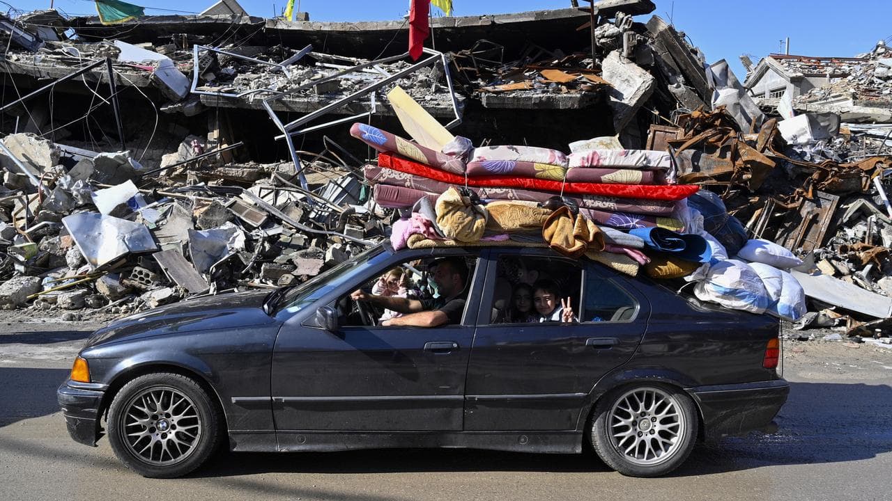 People return to Nabatieh, Lebanon