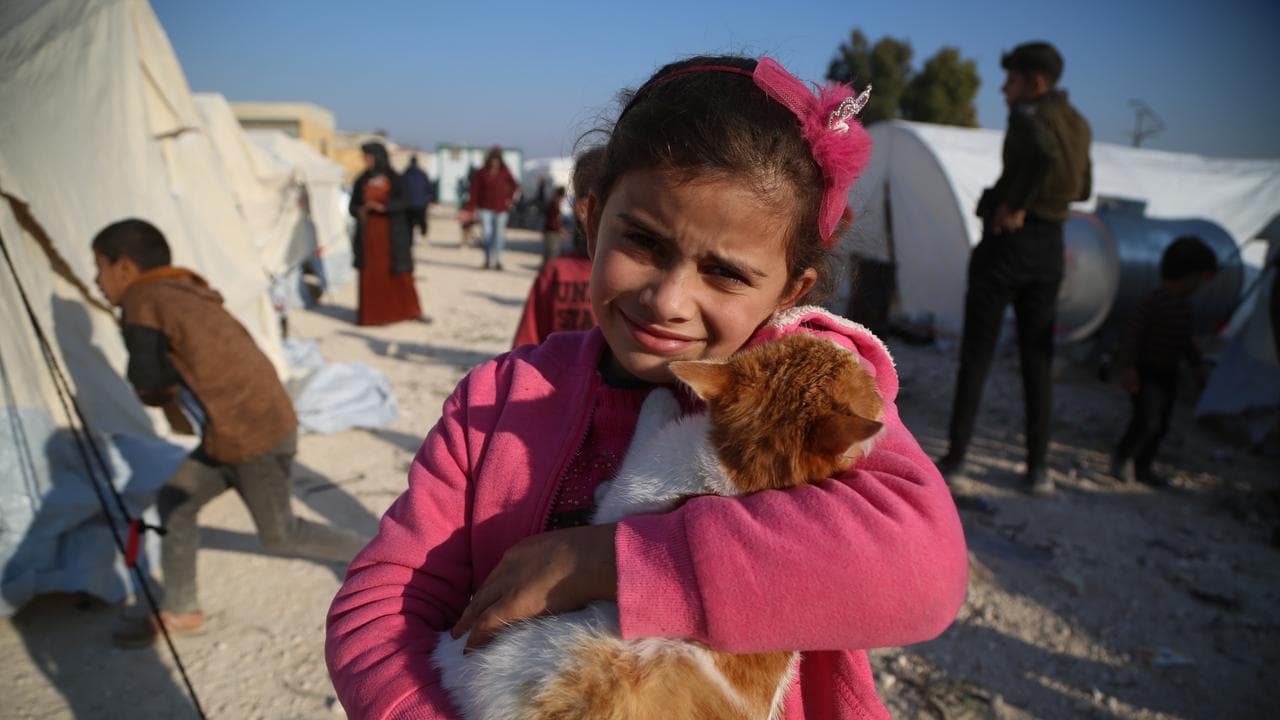 Internally displaced people flee Aleppo