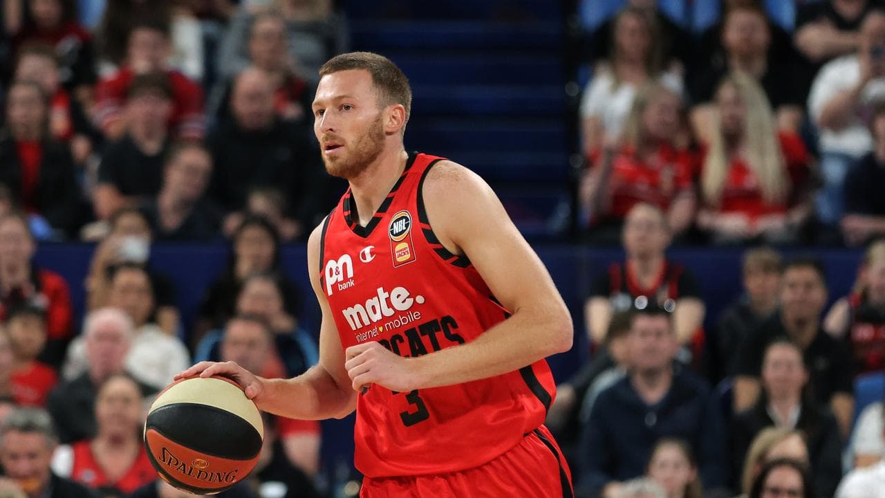 Dylan Windler of the Wildcats