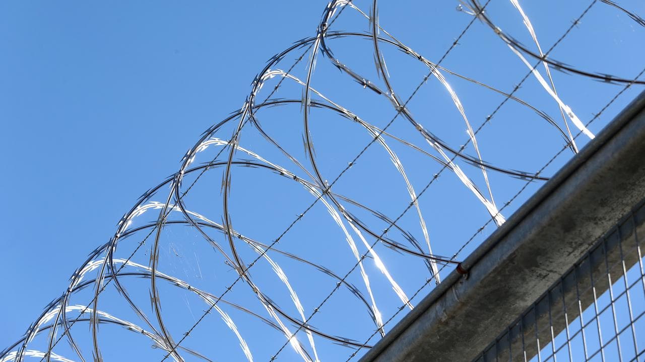 Razor wire