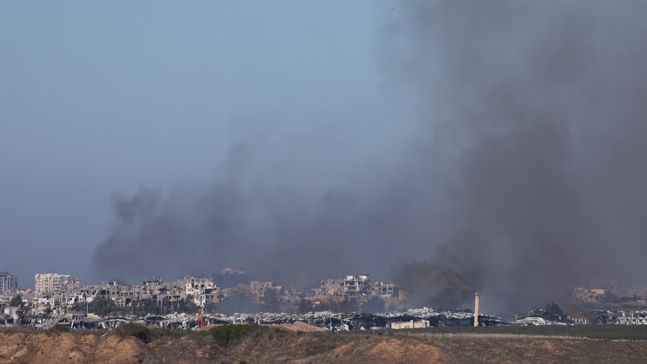 Air strikes above Shejaia