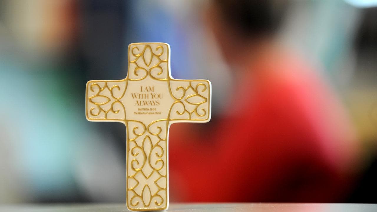 A cross with inscription (file)