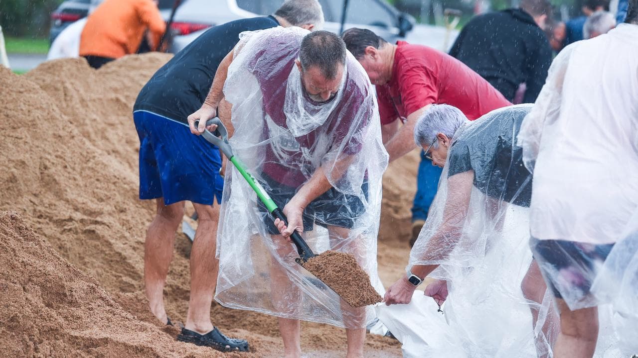 Residents filling sand bags in Townsville