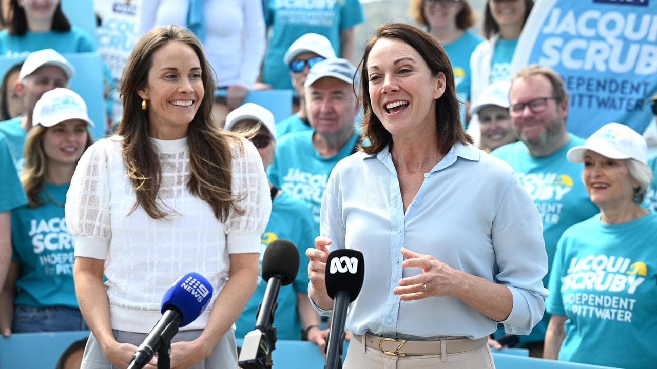 Pittwater MP Jacqui Scruby (left), Mackellar MP Sophie Scamps