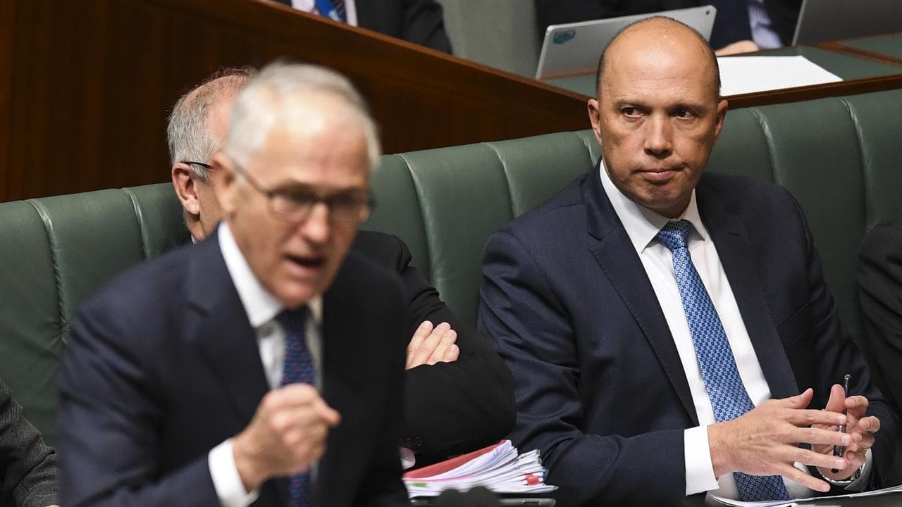 Peter Dutton behind Malcolm Turnbull at Question Time, August 20, 2018