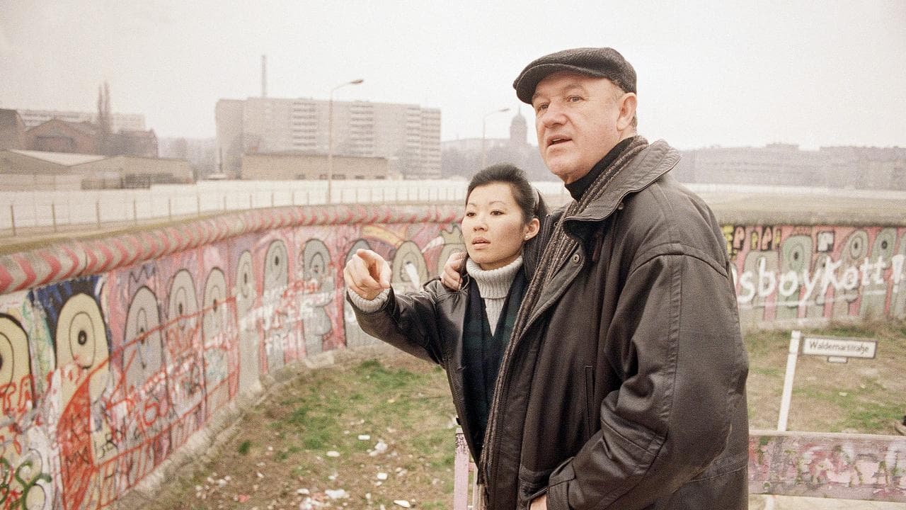 Gene Hackman and Betsy Arakawa at the Berlin Wall in 1989