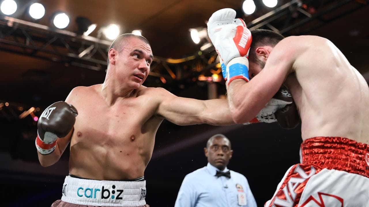 (L-R) Tim Tszyu and Bakhram Murtazaliev.