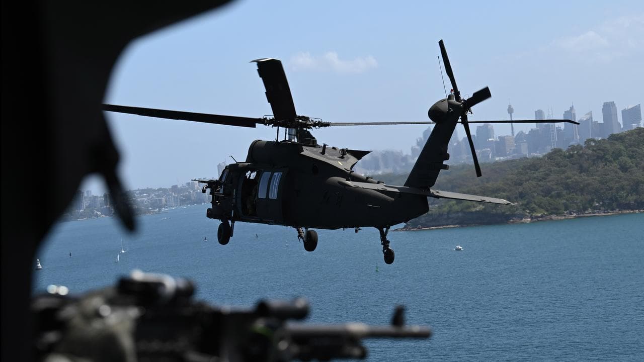 Black Hawk helicopter