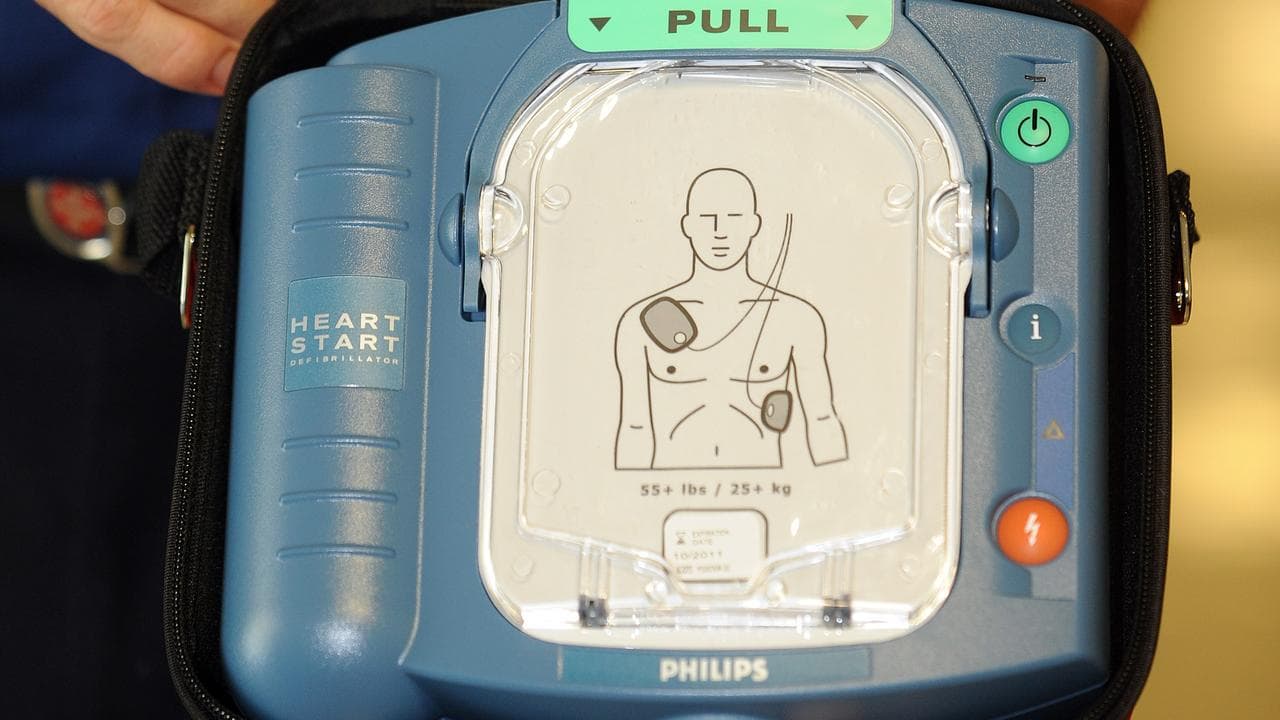 Defibrillator