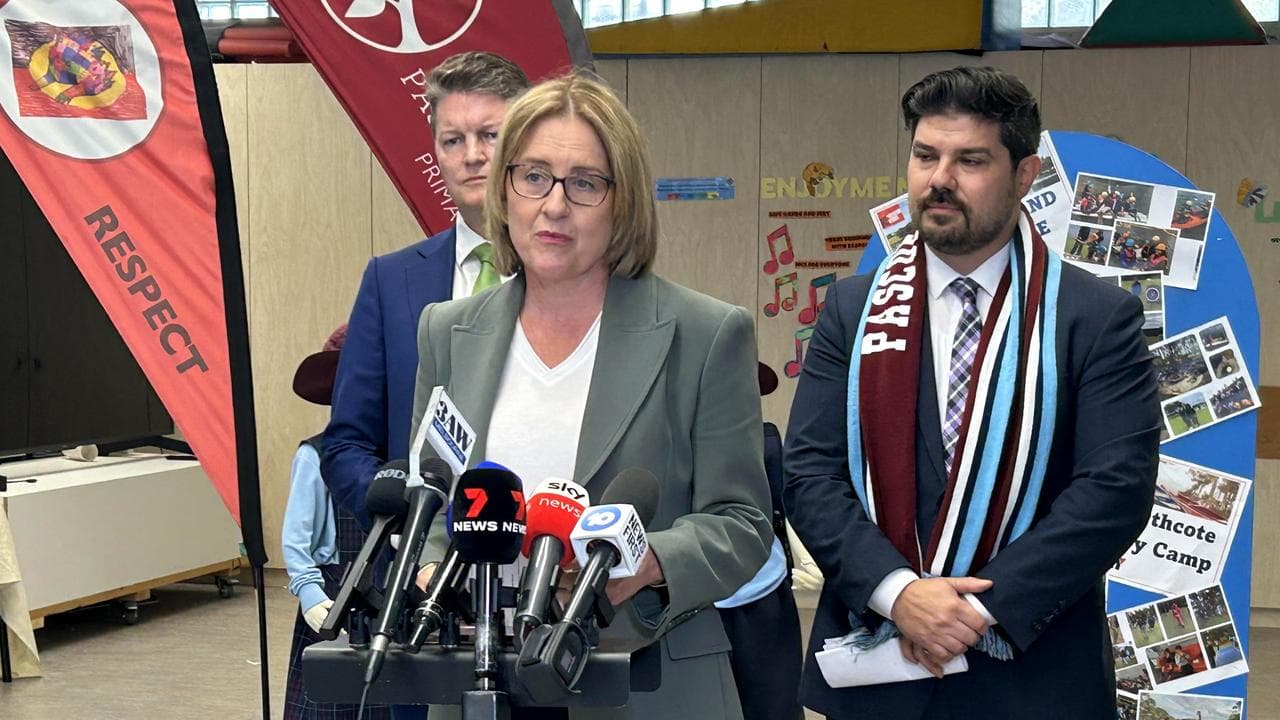 Victorian Premier Jacinta Allan speaks to media