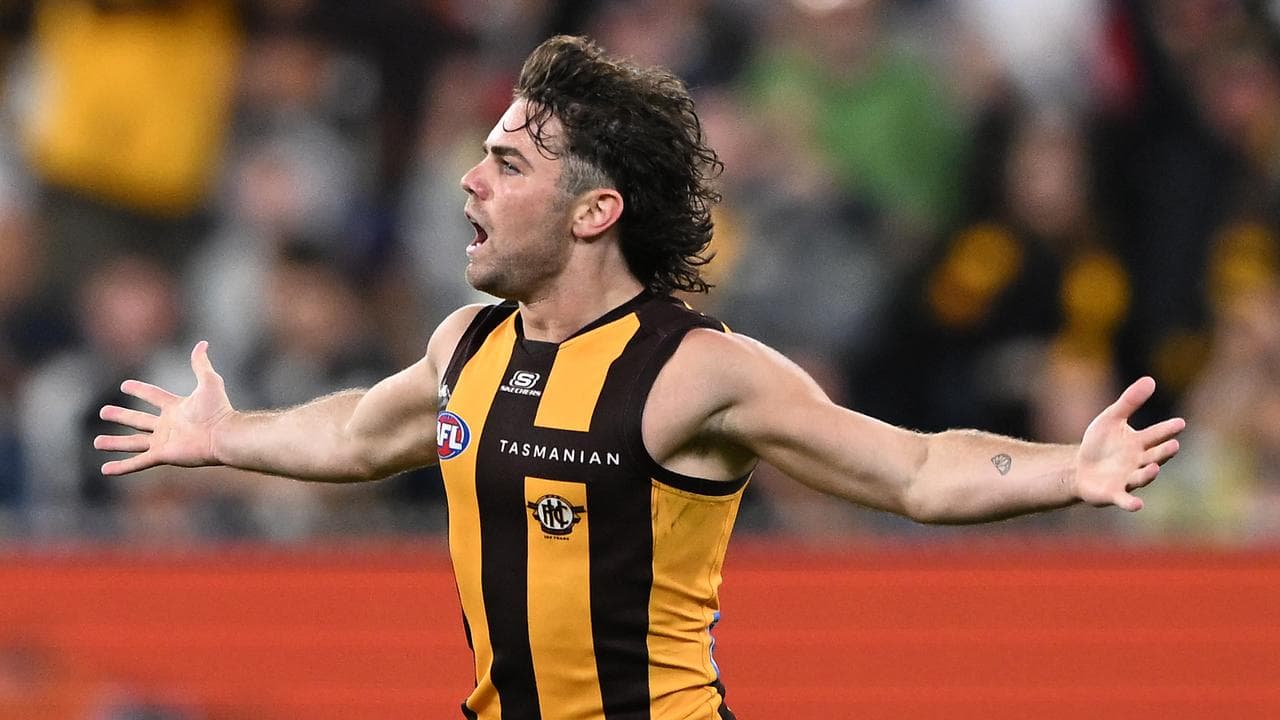 Nick Watson of the Hawks