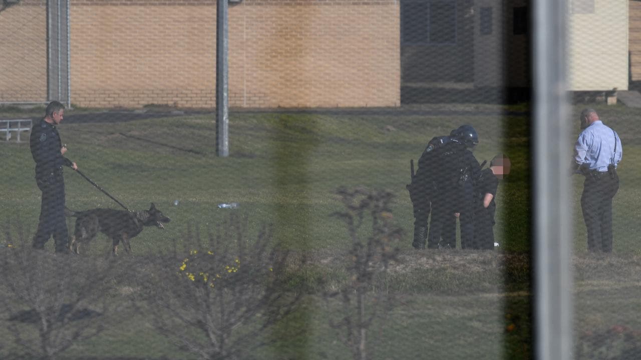 Riot police at the Frank Baxter Juvenile Justice Centre in NSW, 2019.
