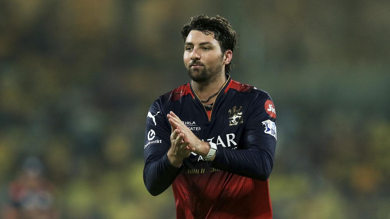 Tim David three sixes