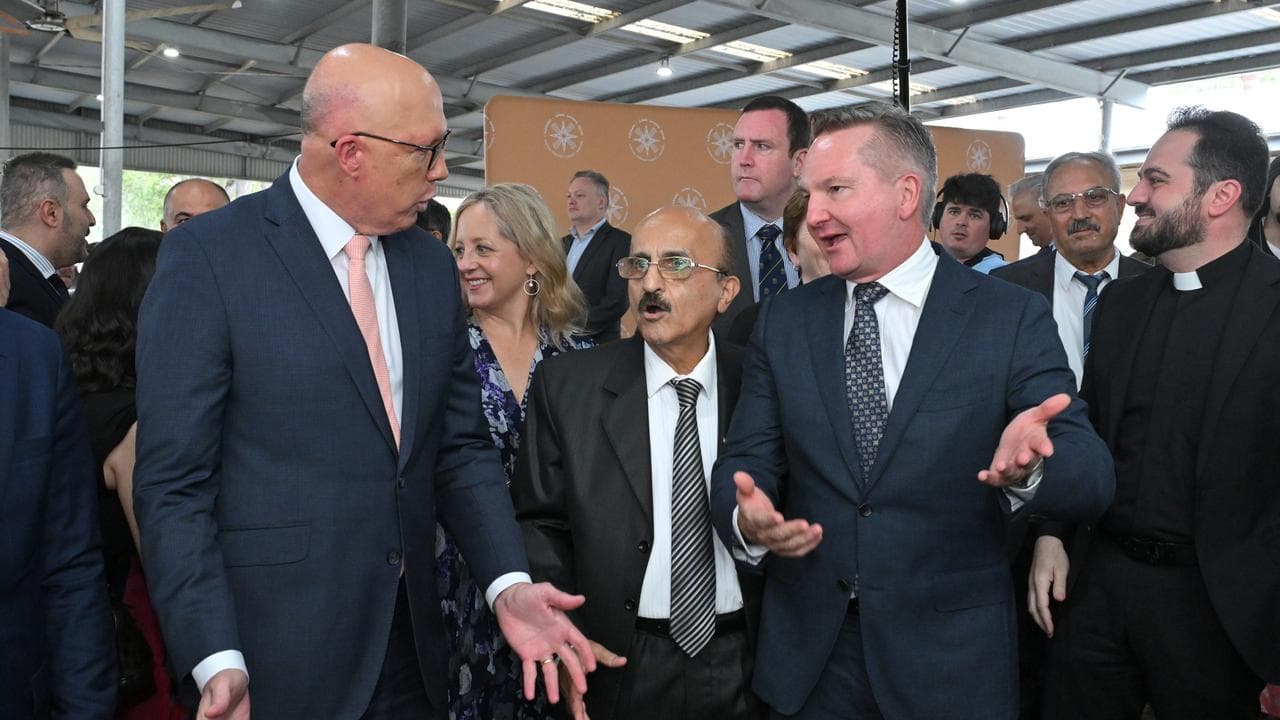 Peter Dutton and Chris Bowen at an event