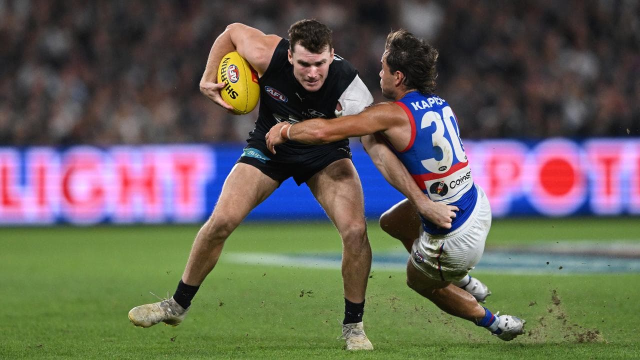 (L-R) Blake Acres and Lachlan McNeil.