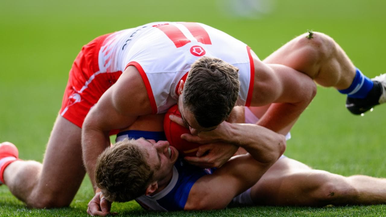Tom Papley of the Sydney Swans