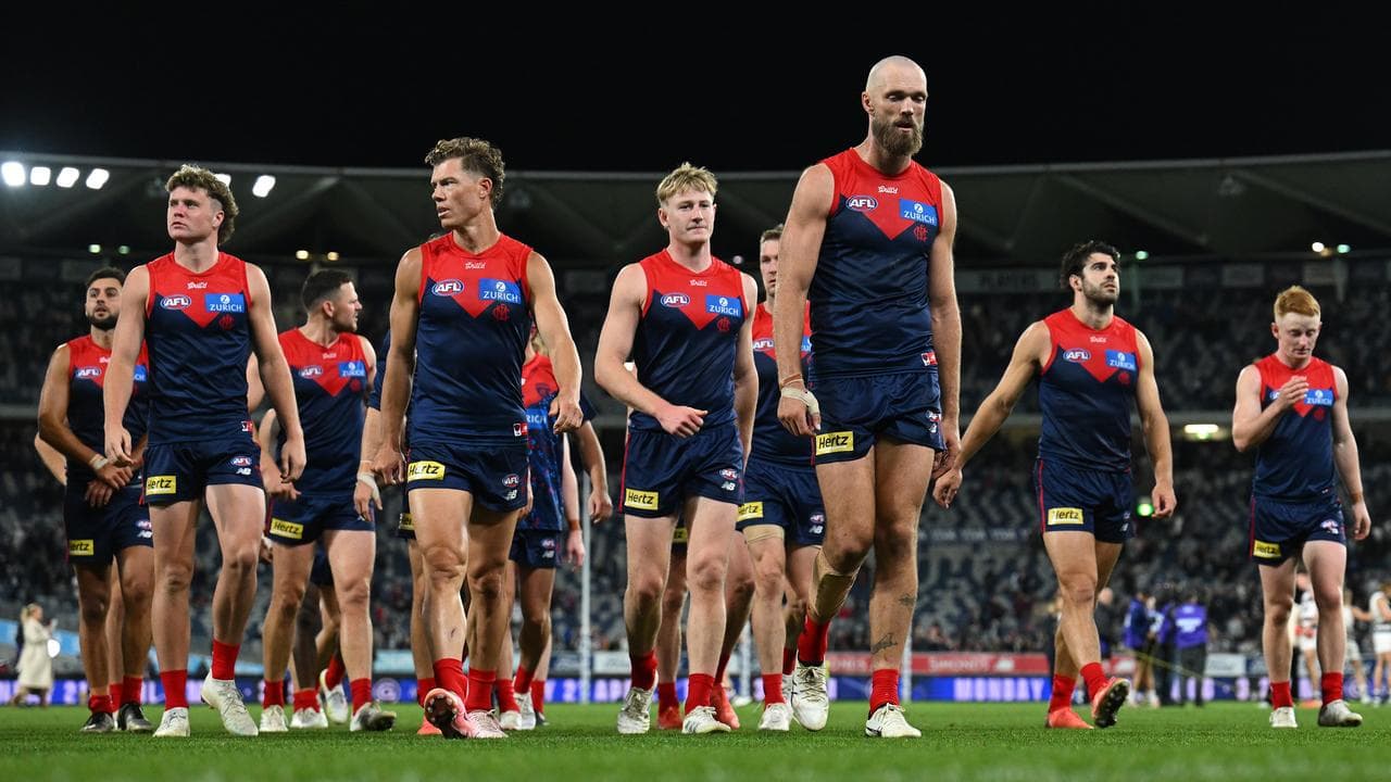 Disappointed Melbourne players.