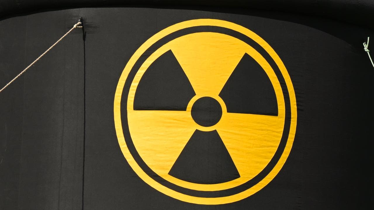 Radioactivity sign (file)
