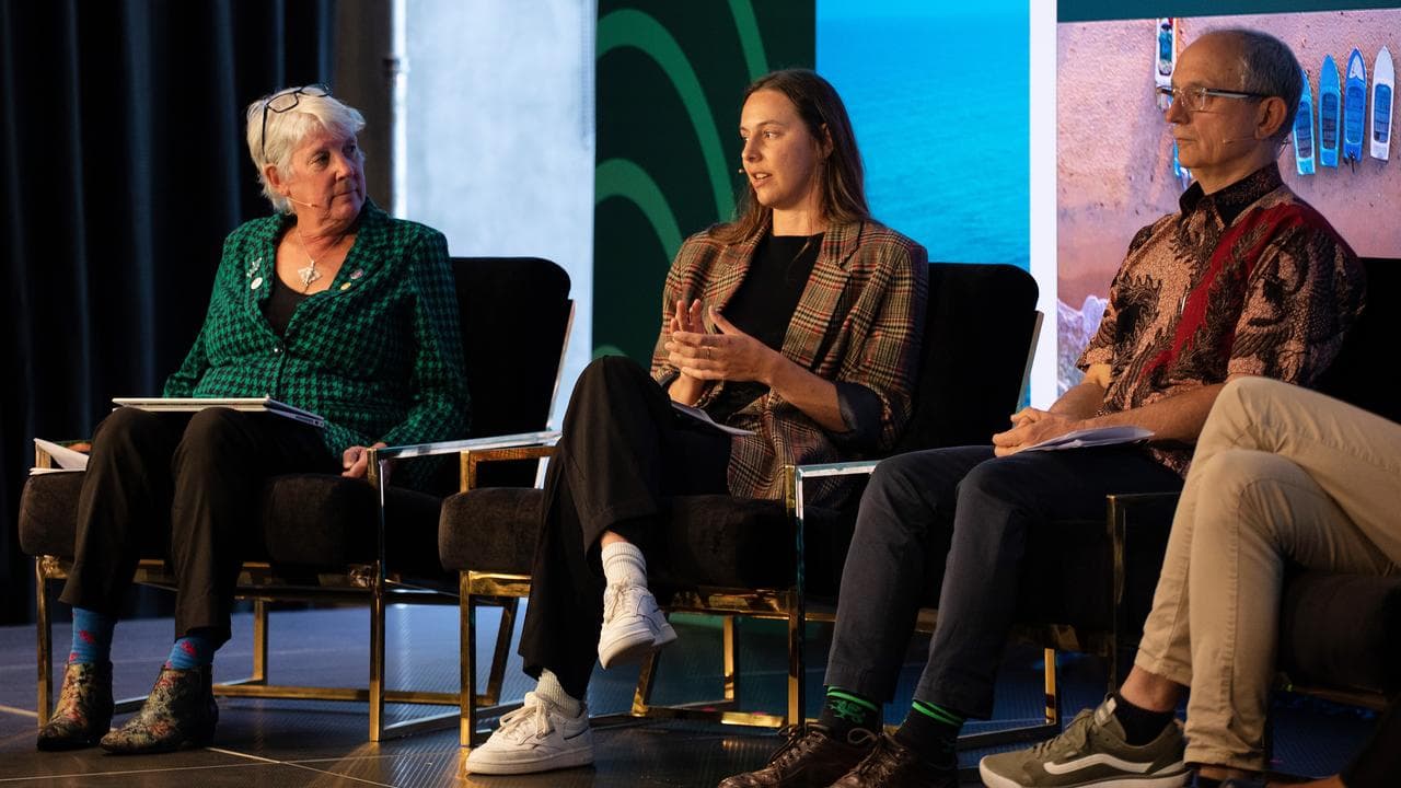 Sea Country Solutions senior scientist Sahira Bell (centre)