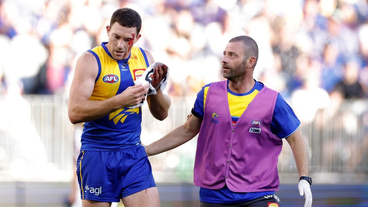 Jeremy McGovern of the Eagles