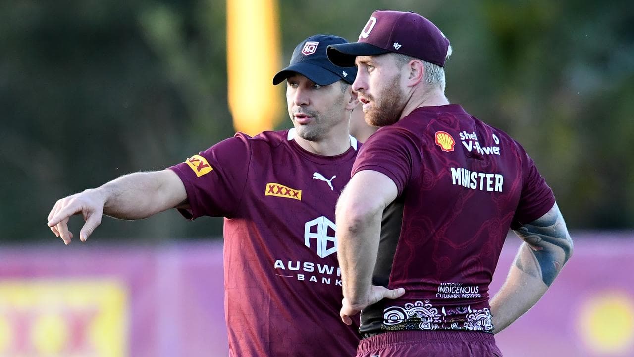 Maroons coach Billy Slater (left)