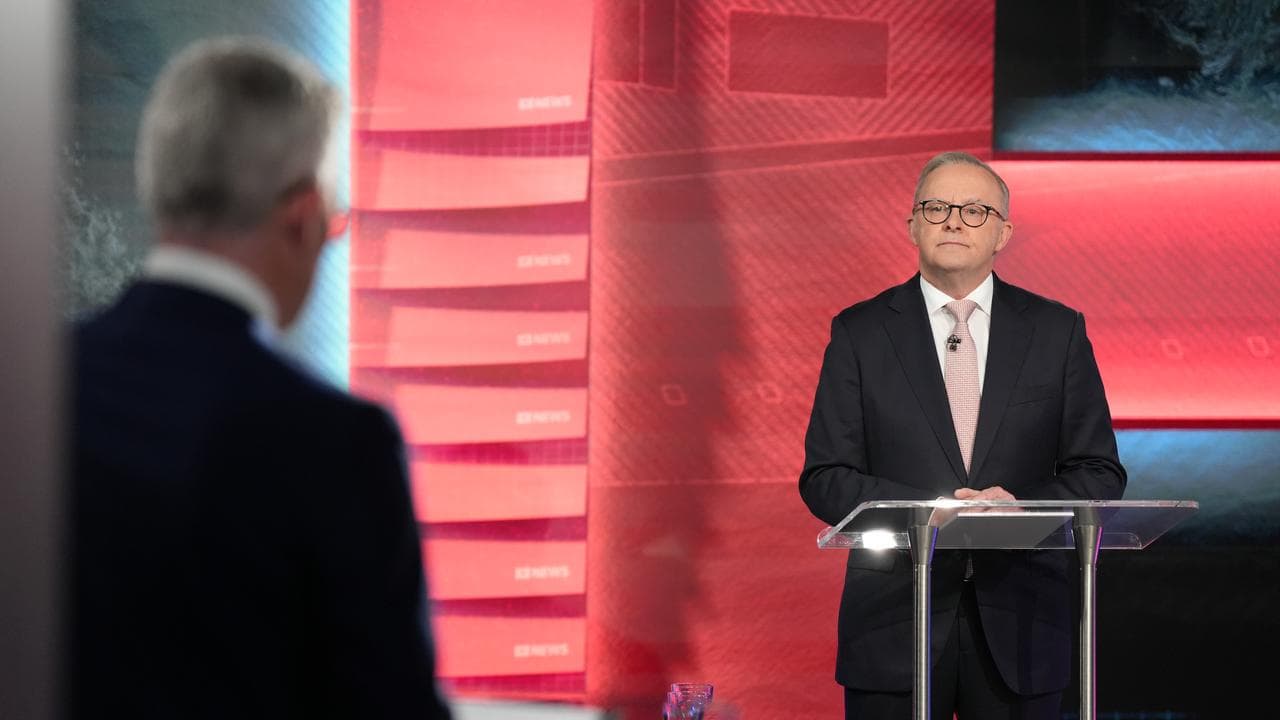 Anthony Albanese listens to David Speers at 2nd leaders' debate 2025