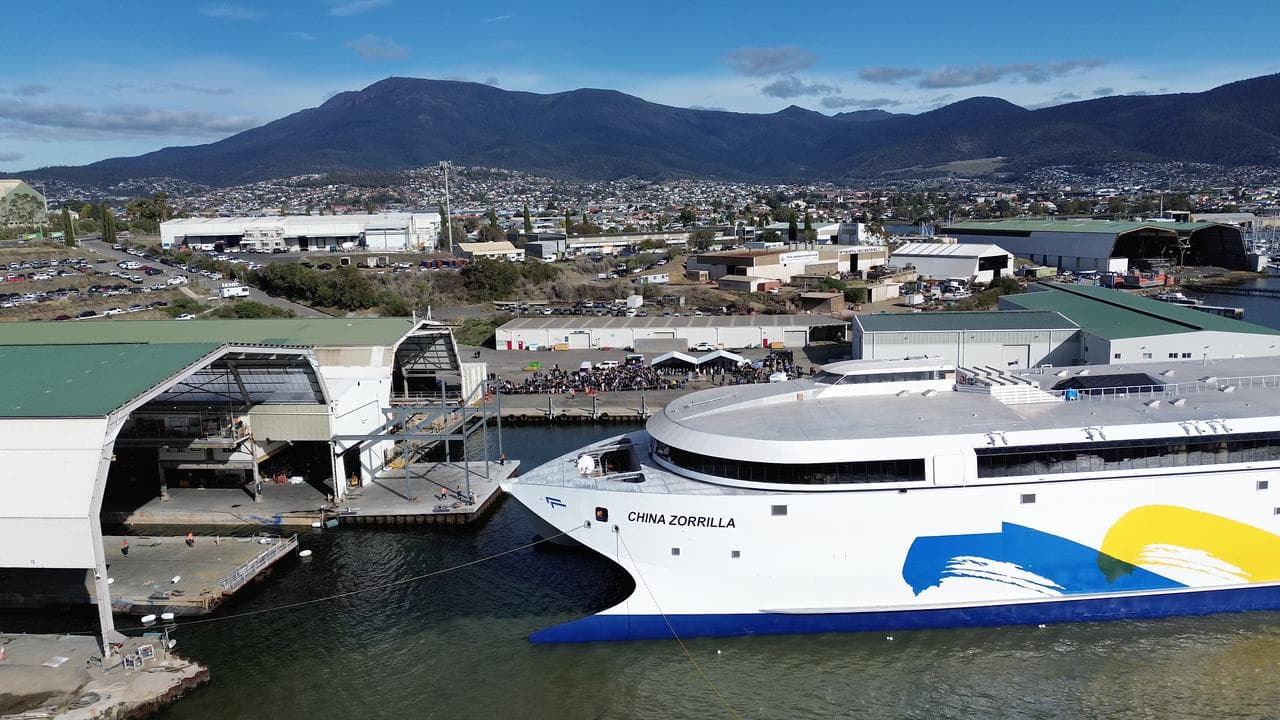 Battery powered ship