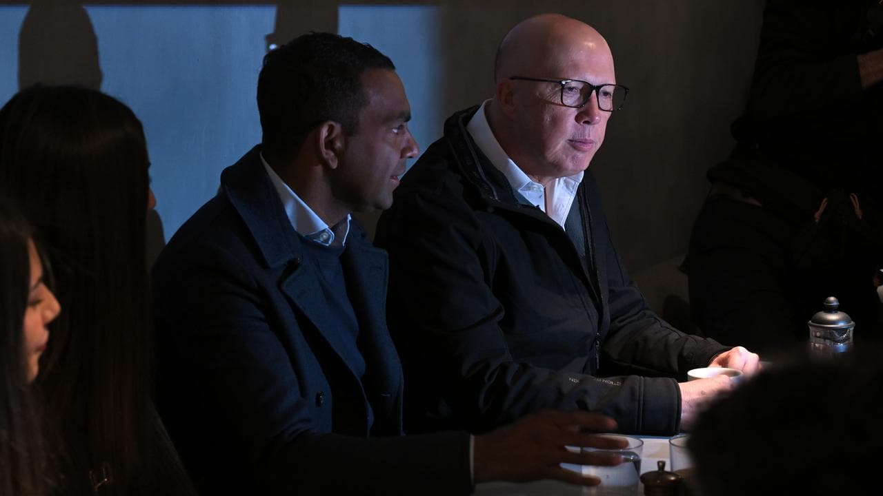 Peter Dutton at a cafe in Elsternwick