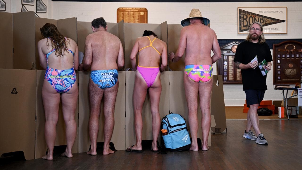 People cast their vote at the Bondi Surf Bathers Life Saving Club