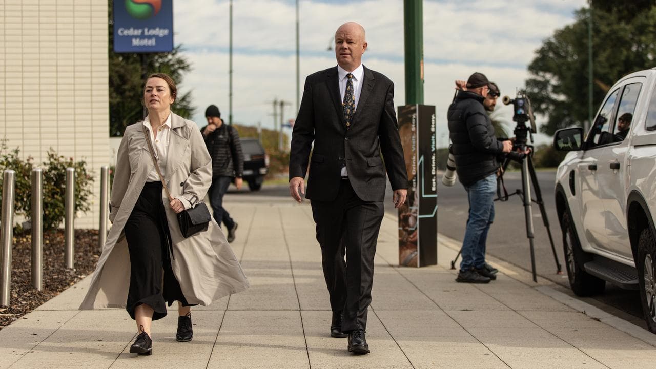 Simon Patterson (centre) arrives at the Morwell Supreme Court