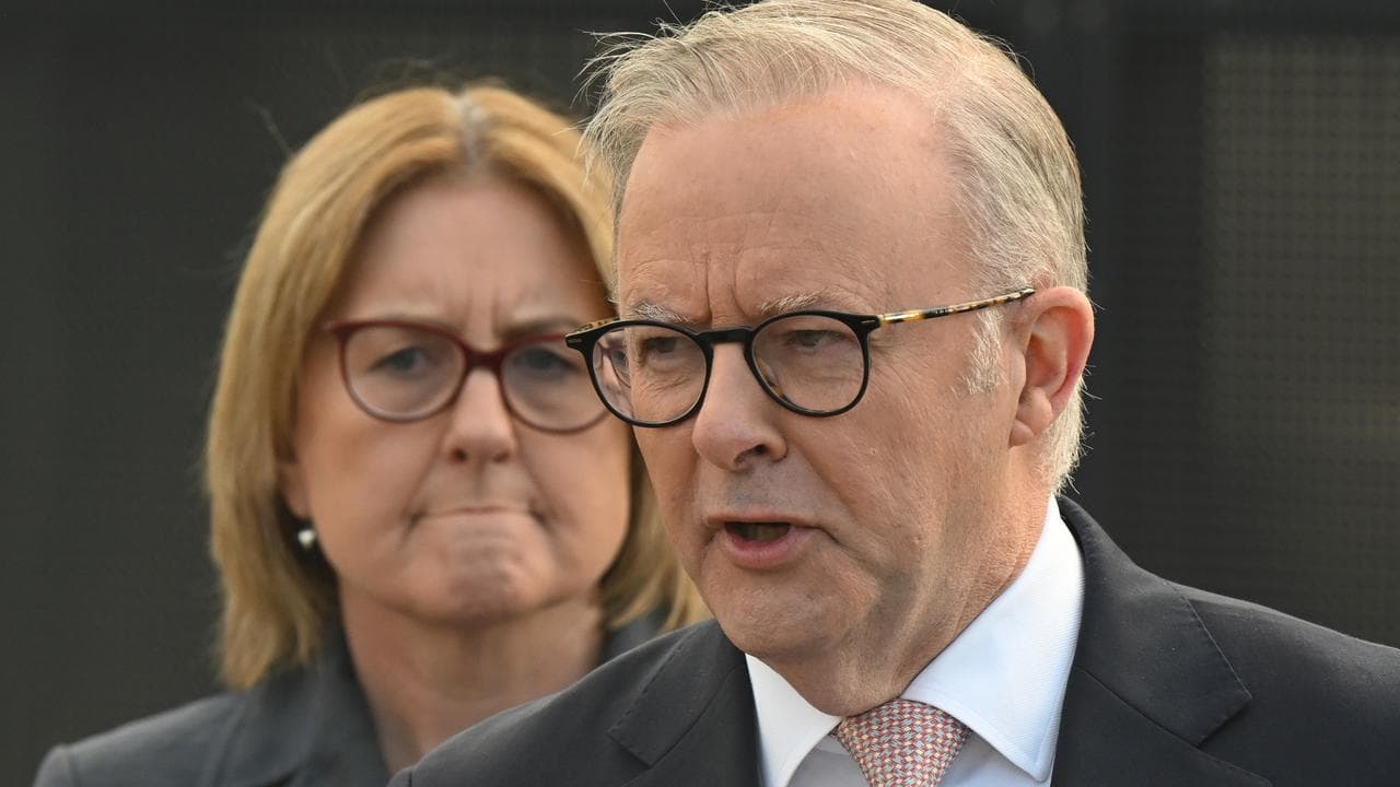 Prime Minister Anthony Albanese and Victorian Premier Jacinta Allan