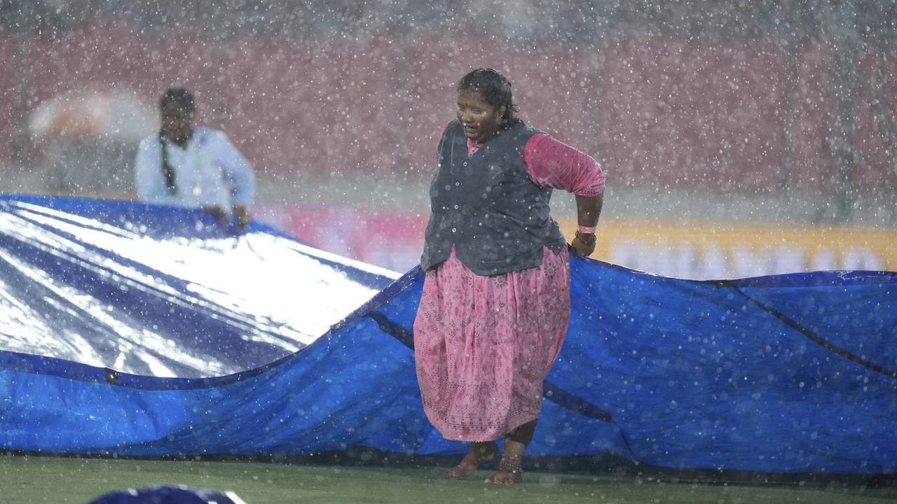 Groundstaff at Hyderabad