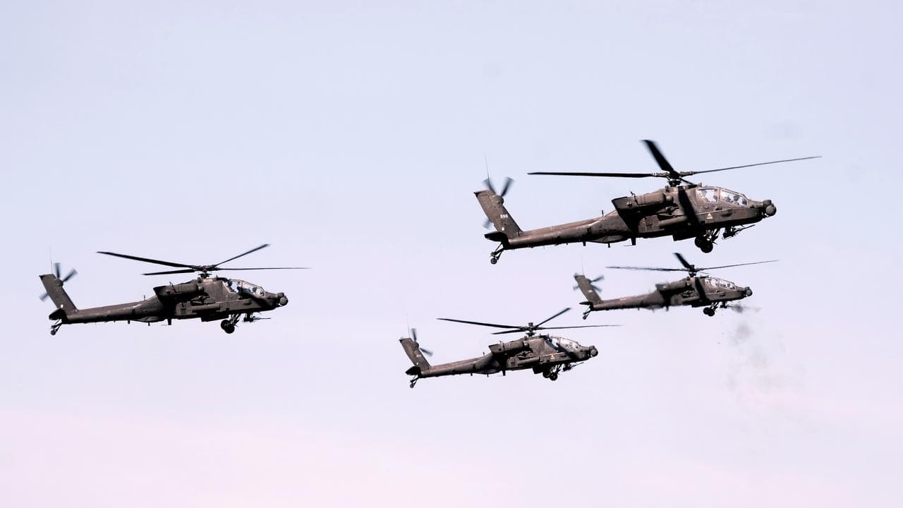 US Army's AH-64D Apache attack helicopters
