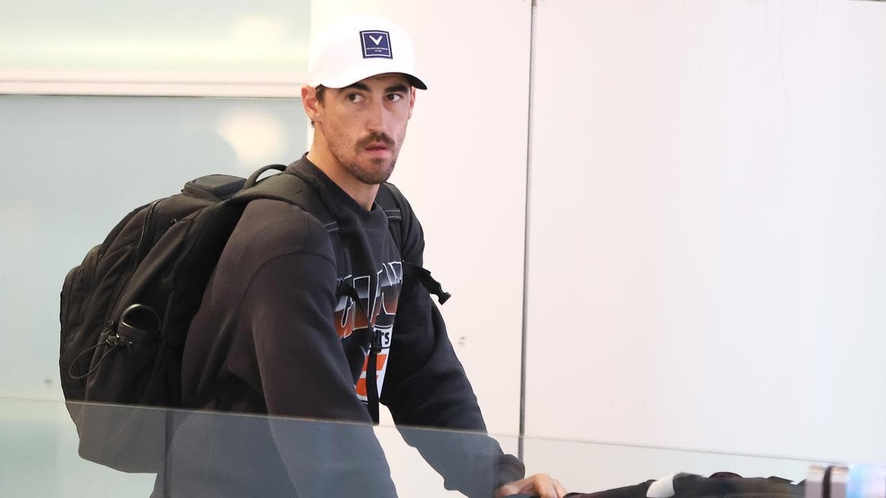 Mitchell Starc walks out of arrivals