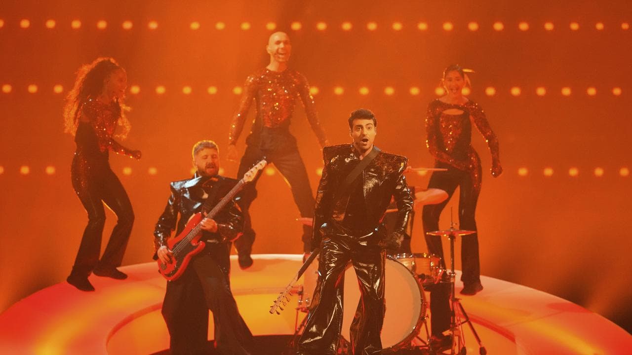 Mamagama from Azerbaijan rehearse at Eurovision