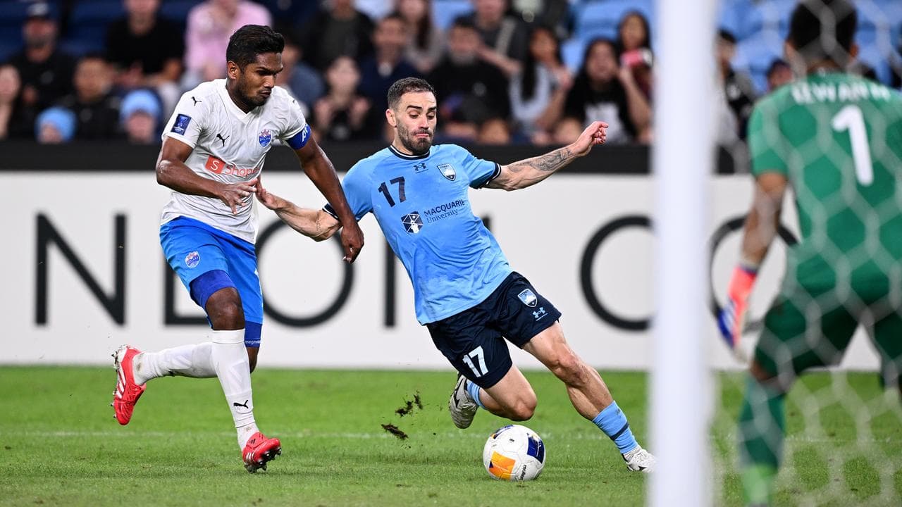 (L-R) Hariss Harun and Anthony Caceres.