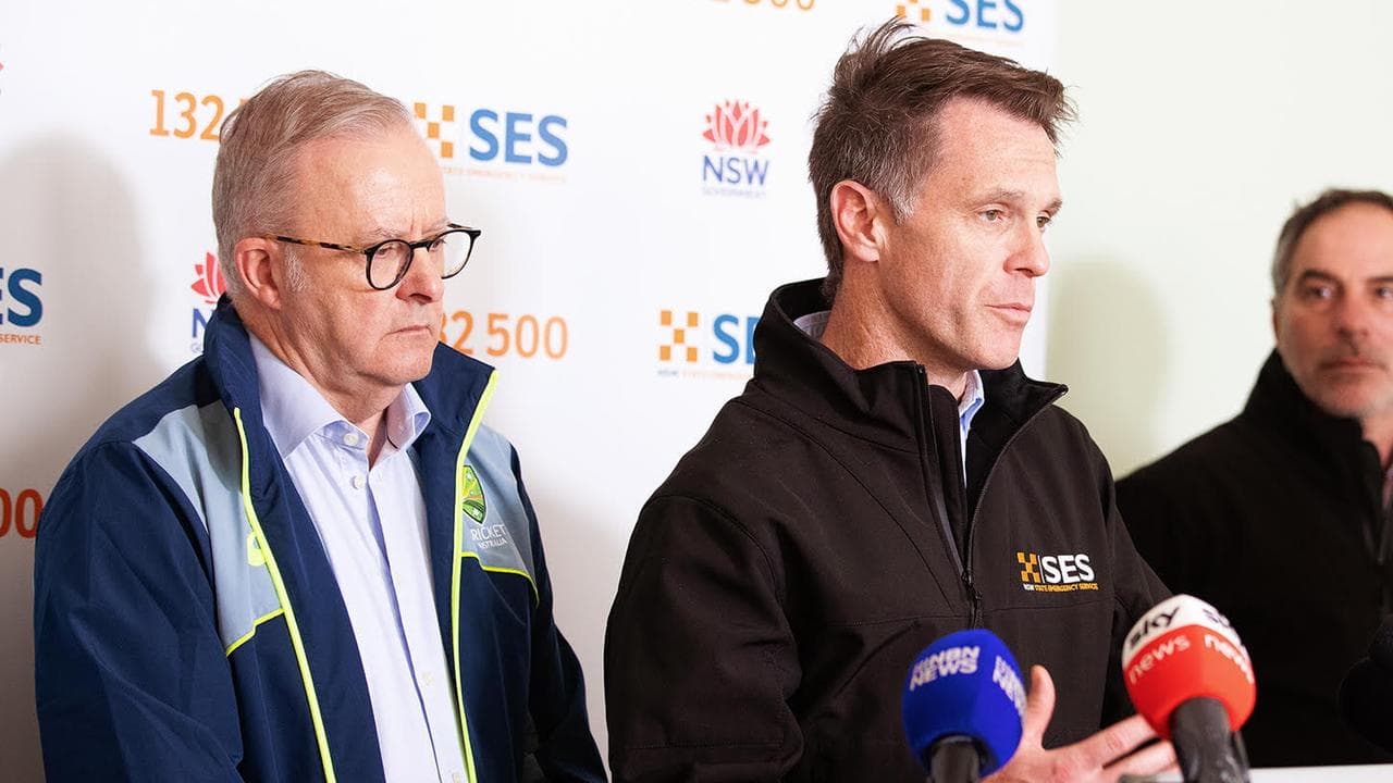 NSW Premier Chris Minns and Prime Minister Anthony Albanese