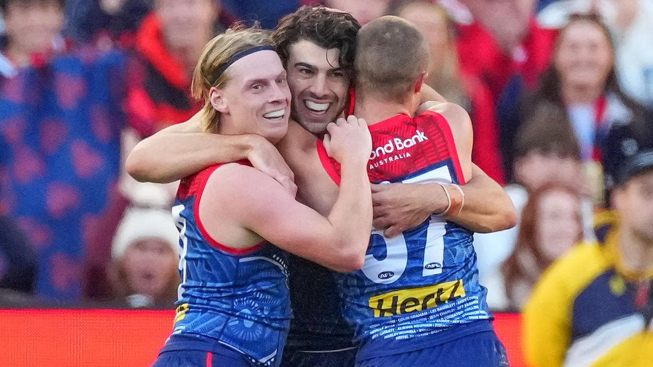 Christian Petracca (centre)