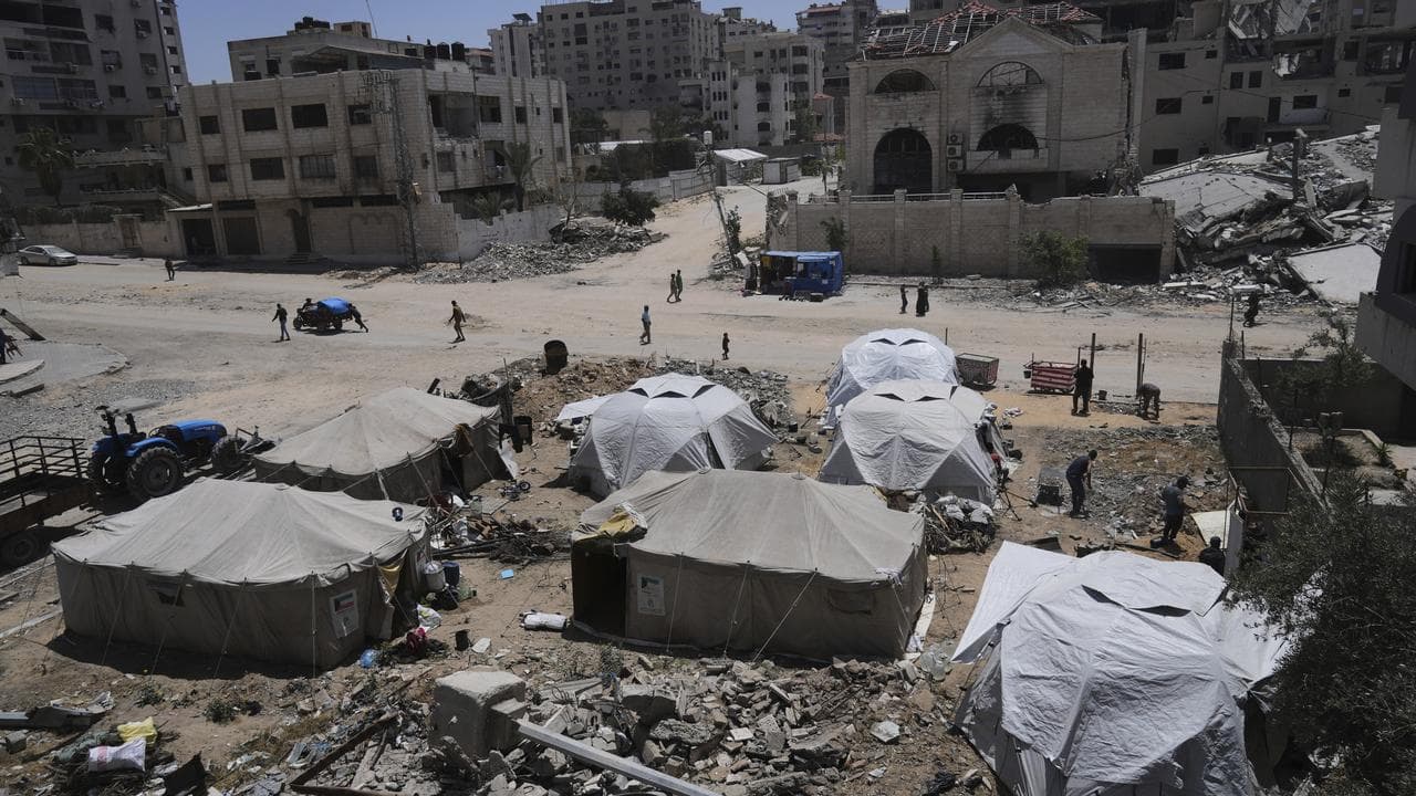 Tents fill a makeshift camp in Gaza City