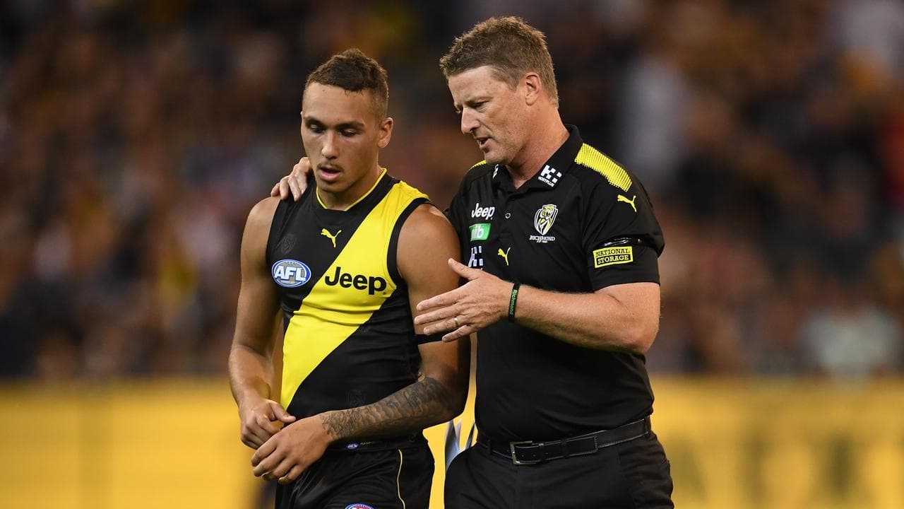 (L-R) Shai Bolton and Damien Hardwick.