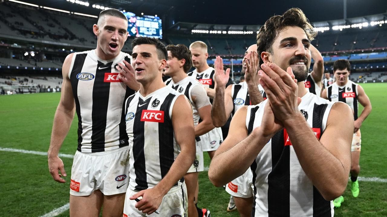 Darcy Cameron (left)