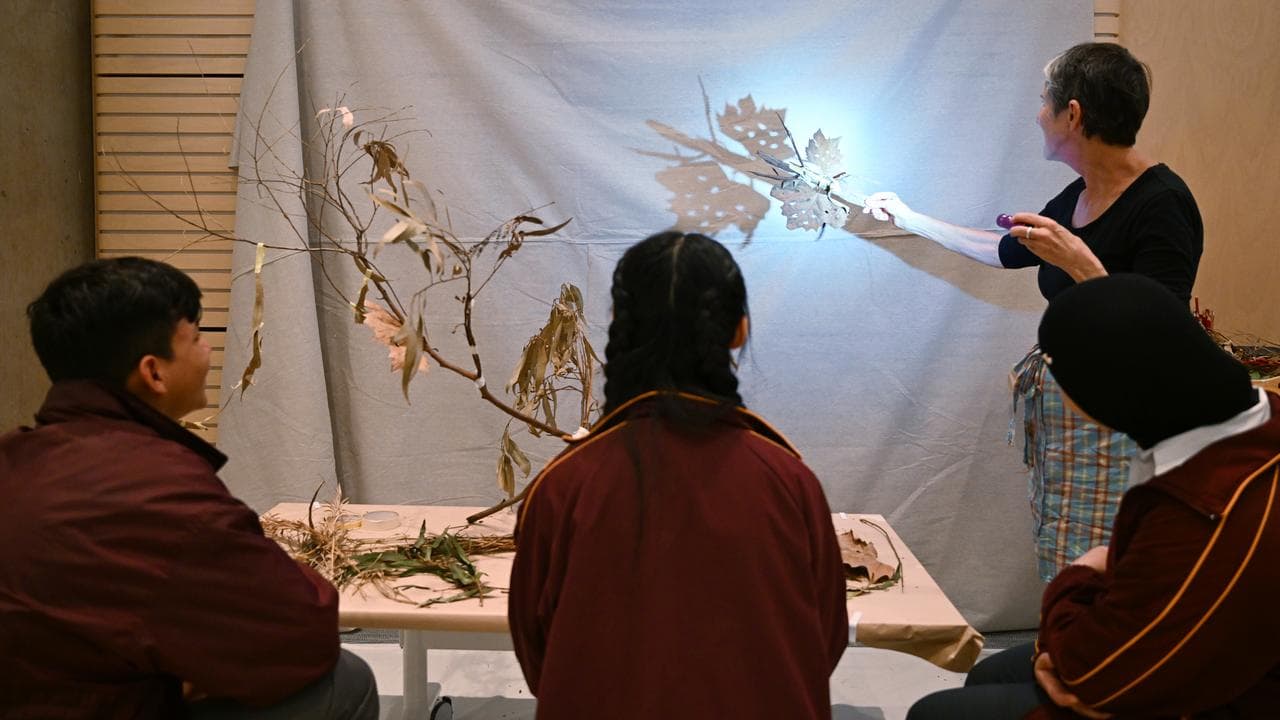 Kogarah students watch a puppet show at the Opera House 