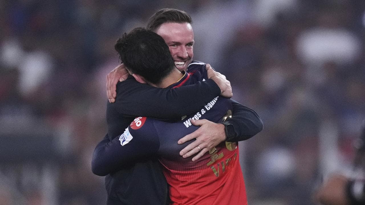 AB de Villiers and Virat Kohli.